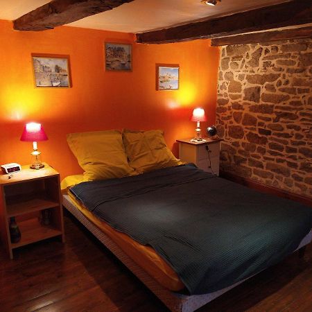 Maison En Granit Bleue Lanhelin Ngoại thất bức ảnh