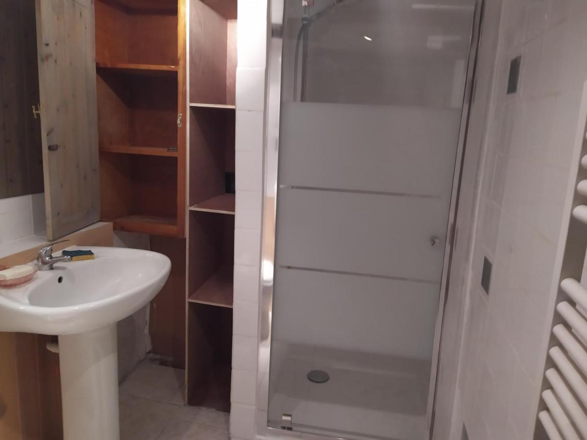 Maison En Granit Bleue Lanhelin Ngoại thất bức ảnh